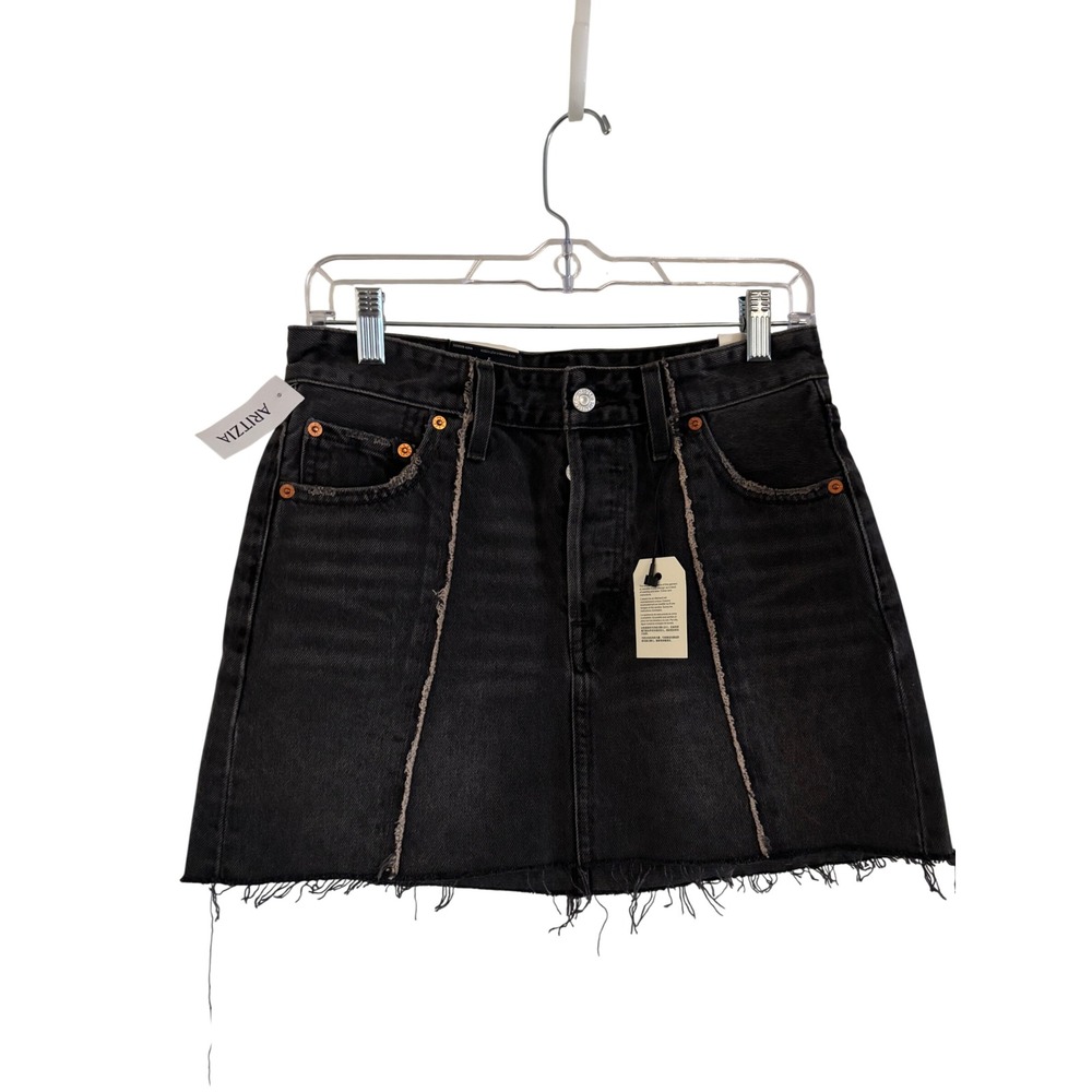 NWT Aritzia Levis Icon Skirt Black Denim Deconstructed Raw Hem Mini Skirt 26